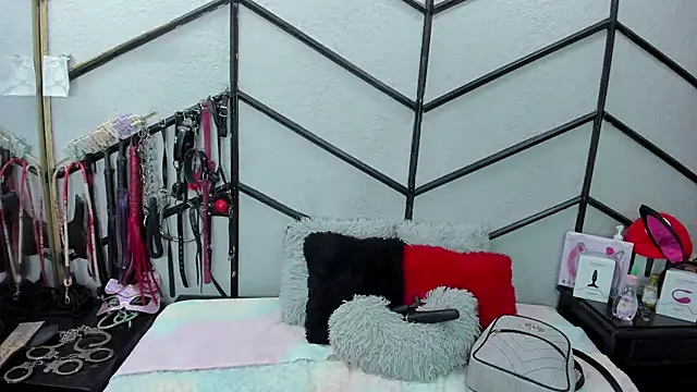 AlanaLuck online show from March 2, 2026, 12:23 pm