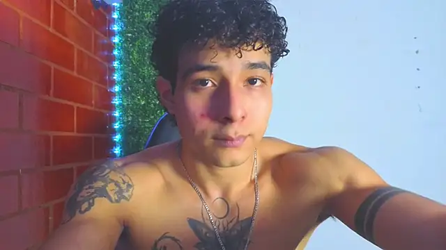 Demitryo online show from February 25, 2026, 2:43 am