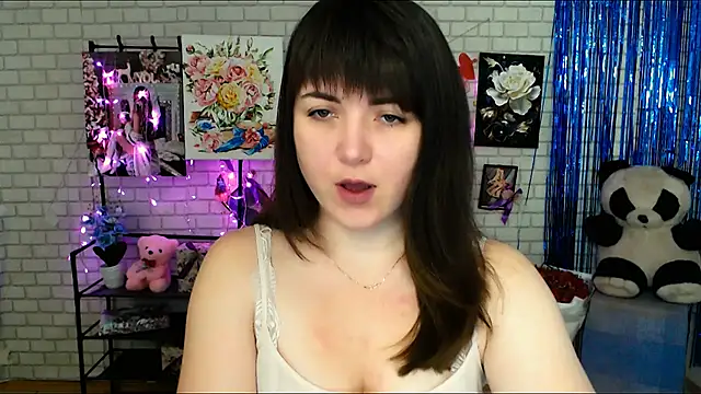 Darina M  online show from February 25, 2025, 5:19 am