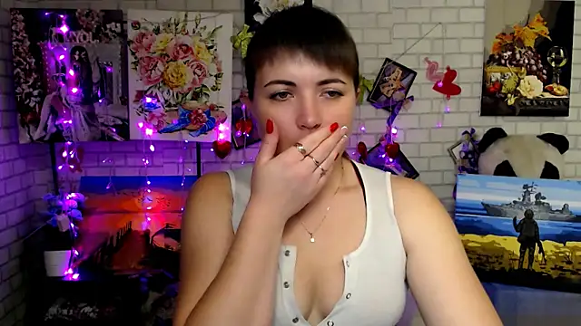 Darina M  online show from November 7, 2025, 5:29 am