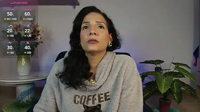 Elliee  online show from January 21, 2025, 12:36 am