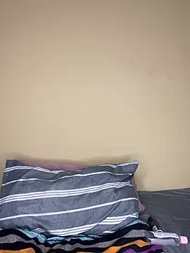 DarkBerry87 online show from February 14, 2025, 5:14 pm