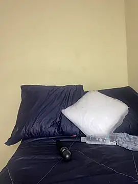 DarkBerry87 online show from March 10, 2025, 3:30 pm