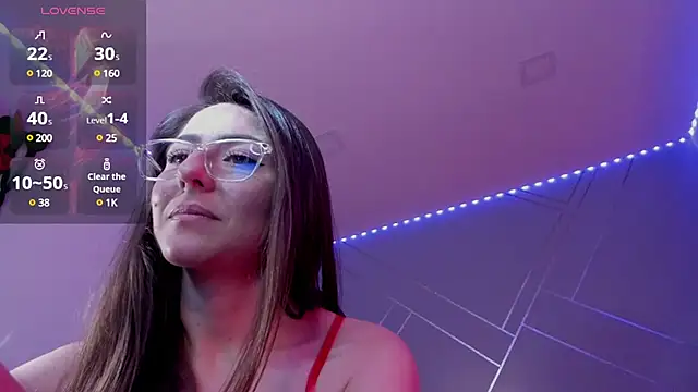 Snapshot of Ich_Bin_Julia chatting on December 2, 2024, 8:22 pm Ich Bin Julia online show from December 2, 2024, 8:22 pm