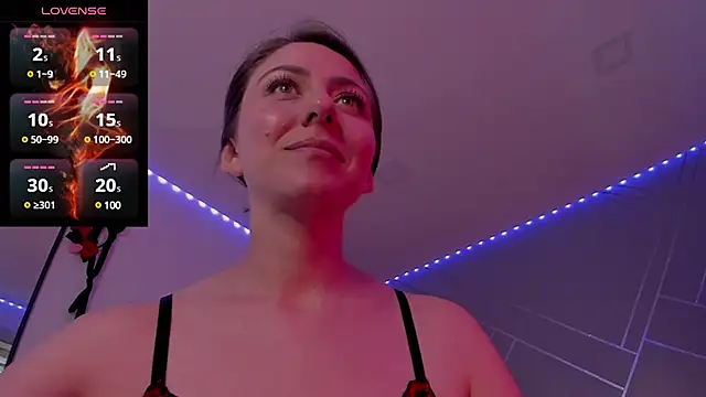 Snapshot of Ich_Bin_Julia chatting on December 23, 2024, 4:28 pm Ich Bin Julia online show from December 23, 2024, 4:28 pm