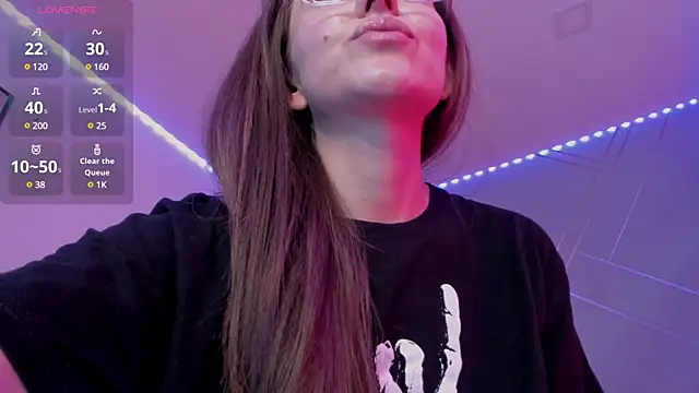 Snapshot of Ich_Bin_Julia chatting on February 6, 2025, 3:20 pm Ich Bin Julia online show from February 6, 2025, 3:20 pm