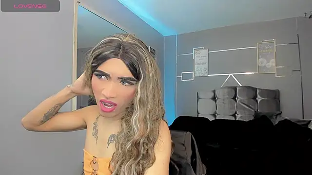 Micaela Rangel online show from January 24, 2025, 3:43 am