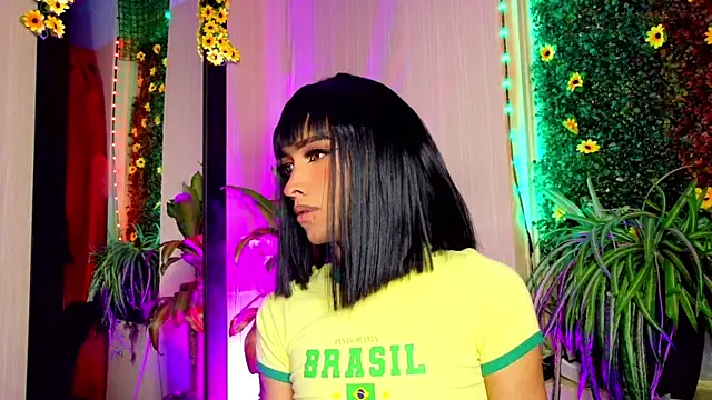 Micaela Rangel online show from October 4, 2025, 3:48 am