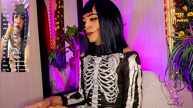 Micaela Rangel online show from October 14, 2025, 2:12 am