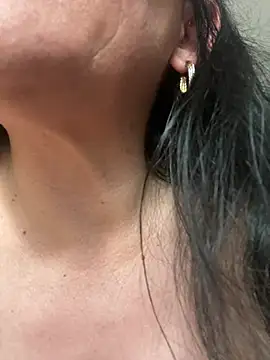 Freya Artemisa online show from March 13, 2025, 6:48 am