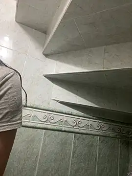 Freya Artemisa online show from April 19, 2026, 8:33 pm