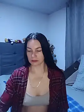 Snapshot of renata_hot1 chatting on May 17, 2026, 1:03 am renata hot1 online show from May 17, 2026, 1:03 am