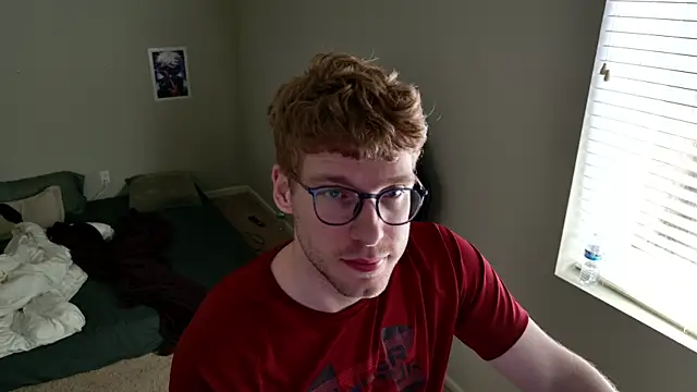 Snapshot of BlueEyedTallGuy94 chatting on July 10, 2026, 7:27 pm BlueEyedTallGuy94 online show from July 10, 2026, 7:27 pm