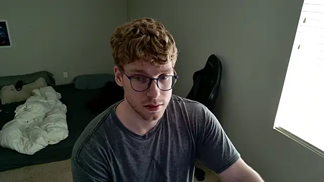Snapshot of BlueEyedTallGuy94 chatting on July 22, 2026, 10:23 pm BlueEyedTallGuy94 online show from July 22, 2026, 10:23 pm