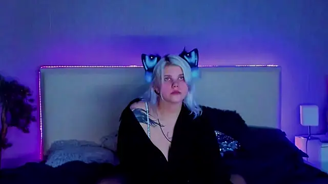 JoannLowe online show from February 28, 2025, 3:04 am