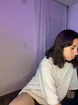 Snapshot of Catyloves chatting on February 7, 2025, 3:01 am Catyloves online show from February 7, 2025, 3:01 am