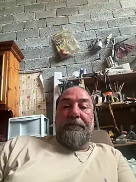 Snapshot of ros217 chatting on July 11, 2026, 9:01 am ros217 online show from July 11, 2026, 9:01 am