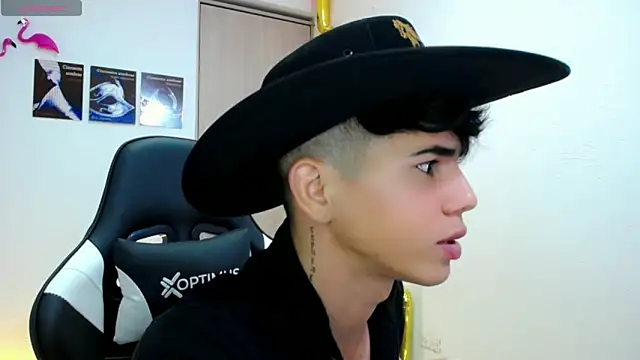 Tayson Rivers online show from September 22, 2025, 11:51 pm