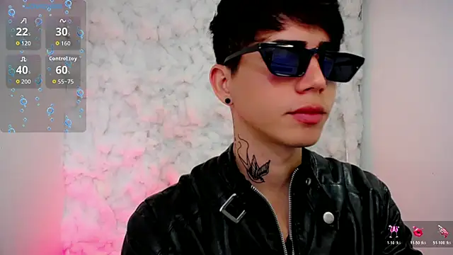 Tayson Rivers online show from October 25, 2025, 2:02 pm