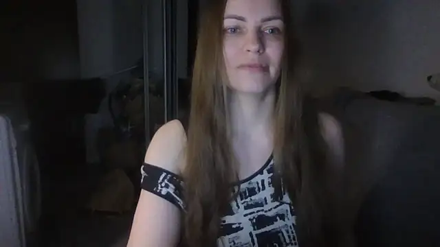 Snapshot of AnnaDiamond1 chatting on May 22, 2026, 8:58 pm AnnaDiamond1 online show from May 22, 2026, 8:58 pm