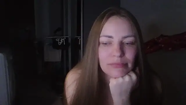 Snapshot of AnnaDiamond1 chatting on June 4, 2026, 8:26 pm AnnaDiamond1 online show from June 4, 2026, 8:26 pm