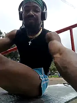 Siriss boyrag online show from March 8, 2025, 5:43 pm