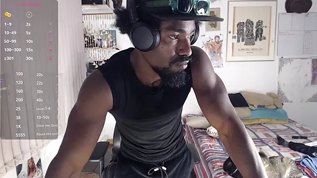 Siriss boyrag online show from November 29, 2025, 11:30 pm