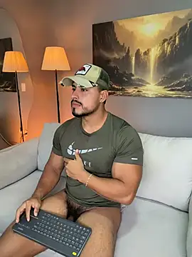 Snapshot of ApoloMakris chatting on July 20, 2026, 7:05 pm ApoloMakris online show from July 20, 2026, 7:05 pm