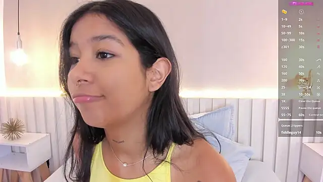 Aida moreno online show from March 16, 2025, 11:49 am