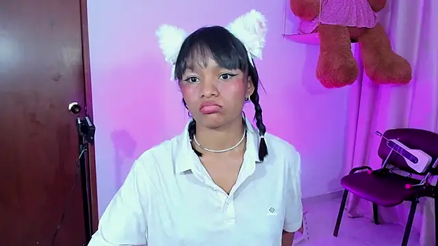 KaattySweet  online show from March 25, 2026, 7:42 pm