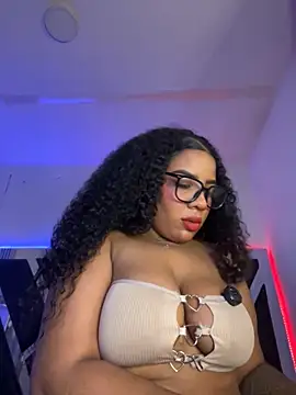 MelannyTylor online show from December 3, 2025, 9:57 pm