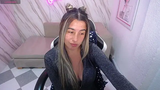 Valerie b online show from February 18, 2025, 3:10 am