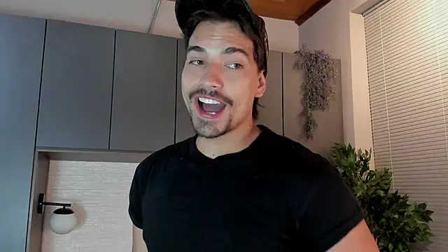 Ian Daviz online show from March 17, 2025, 2:08 am