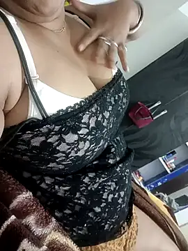 riya kumari0 online show from December 26, 2024, 5:51 pm