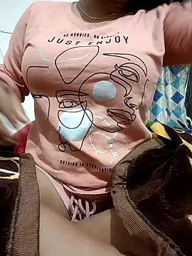 riya kumari0 online show from January 15, 2025, 2:13 pm