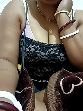 riya kumari0 online show from January 20, 2025, 9:24 am