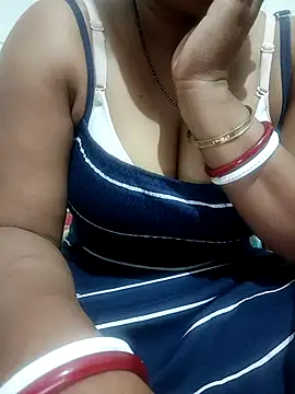 riya kumari0 online show from March 6, 2025, 6:05 pm