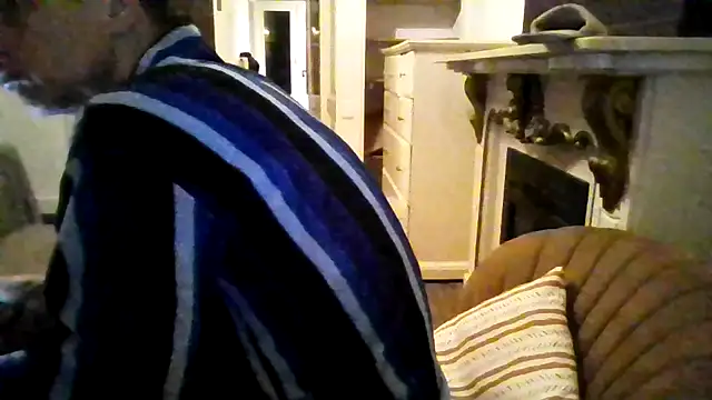 sjorgiogeorge online show from April 21, 2026, 10:45 pm