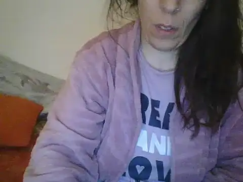 Snapshot of hairygirl80 chatting on December 27, 2024, 10:05 pm hairygirl80 online show from December 27, 2024, 10:05 pm