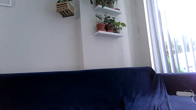 badblondebunny online show from September 18, 2025, 8:44 pm