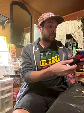 SmokingSloth online show from December 20, 2025, 12:29 am