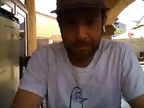 Snapshot of SmokingSloth chatting on April 16, 2026, 5:58 pm SmokingSloth online show from April 16, 2026, 5:58 pm