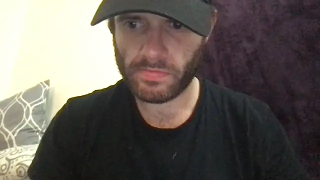 Snapshot of SpunCandy chatting on October 8, 2025, 6:33 am SpunCandy online show from October 8, 2025, 6:33 am