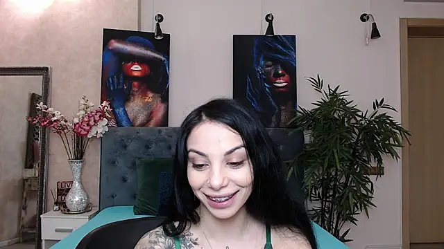 Snapshot of MissJuliax chatting on February 11, 2025, 6:51 am MissJuliax online show from February 11, 2025, 6:51 am