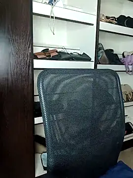 BlackJaguar30 online show from October 7, 2025, 4:04 pm