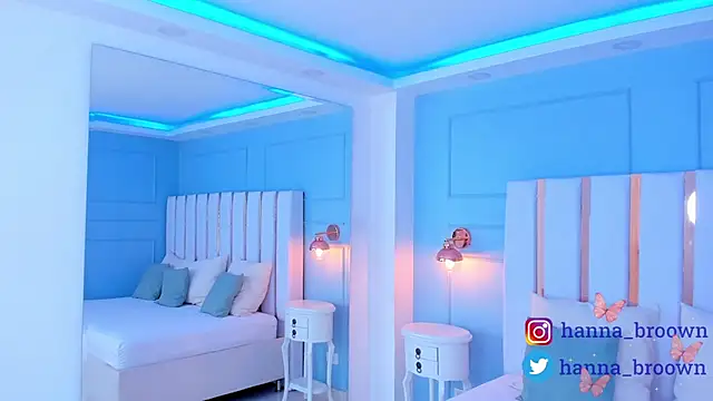 Snapshot of hannaa_brown chatting on January 8, 2025, 4:44 pm hannaa brown online show from January 8, 2025, 4:44 pm