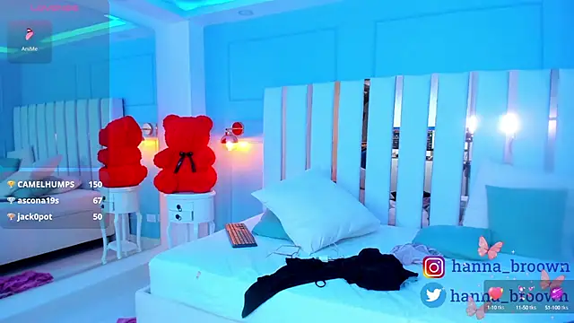 Snapshot of hannaa_brown chatting on February 12, 2025, 5:05 pm hannaa brown online show from February 12, 2025, 5:05 pm