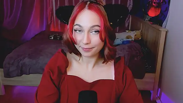 Carolina Leep online show from December 10, 2024, 2:05 am