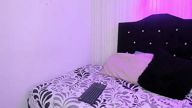 alice dakota online show from February 22, 2025, 4:18 am