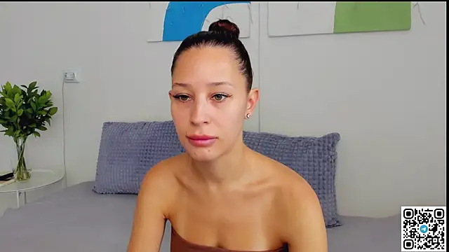 SelenaRousey online show from July 4, 2026, 6:30 am